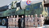 Kim Jong-un diz que Coreia do Norte terá a força nuclear mais poderosa do mundo (STR/KCNA/AFP – 27.11.2022)
